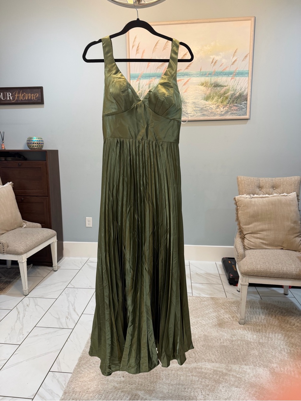 Elegant Olive Green V-Neck Maxi Dress